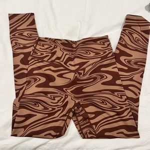 Brown and tan balance athletica vitality leggings